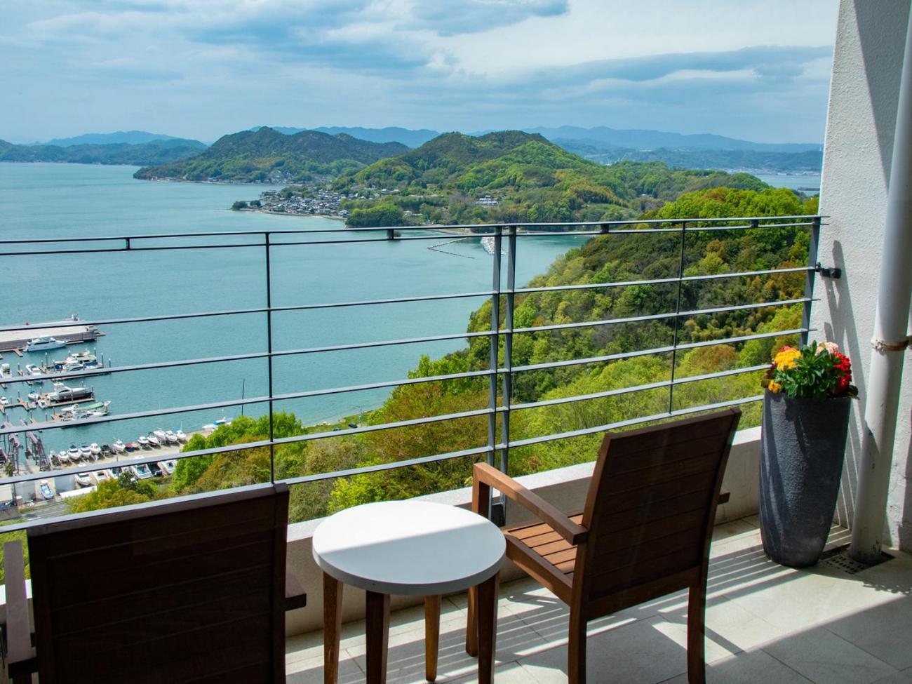 Bella Vista Spa And Marina Onomichi Exterior foto